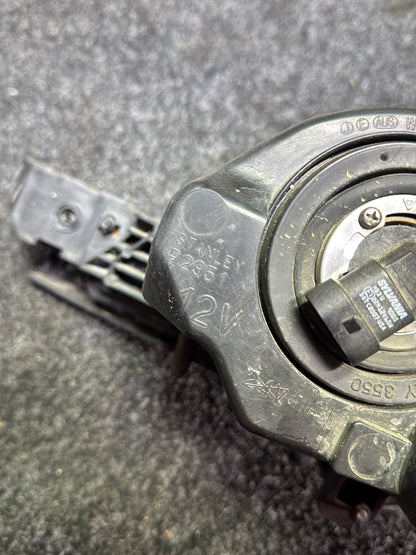 2006 Mazda Axela- Right Headlight PN: STANLEY P2951