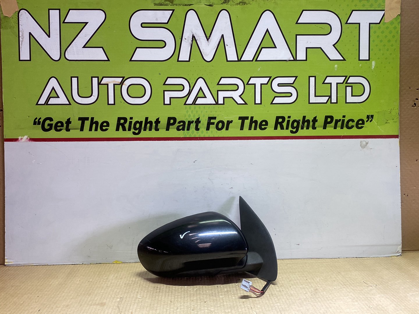 2008 Nissan Dualis KJ10 - Right Door Mirror PN: 7 wires
