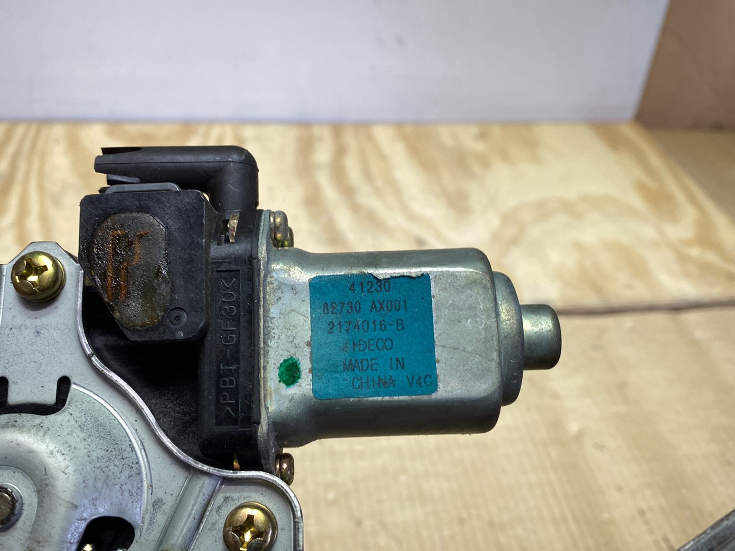 2005 Nissan Tiida C11 - Left Rear Window Regulator/Motor