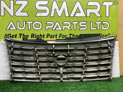 2004 Nissan Elgrand - Upper Bumper Grille 62310-WL610