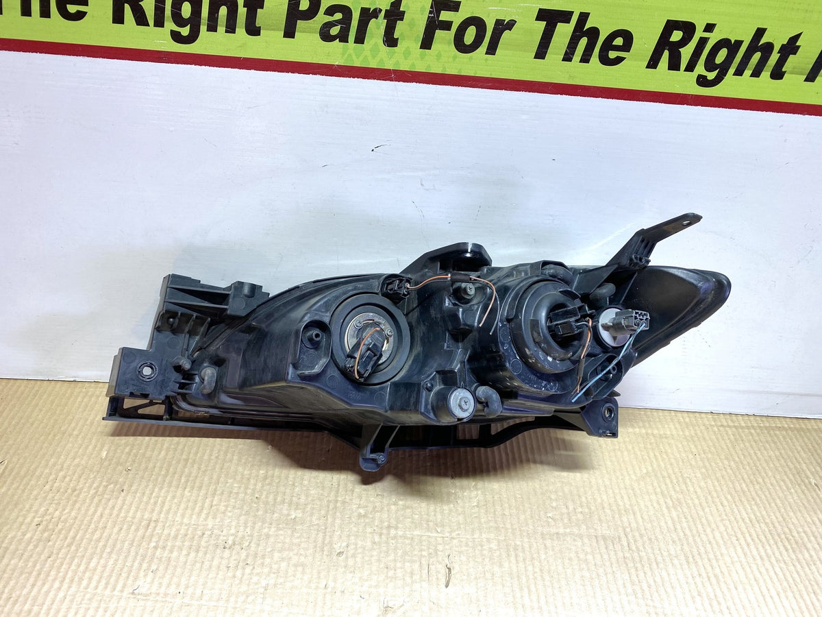 2006 Mazda Axela BK - Right Headlight Manual Adjust/ Non Hid/ Stanley P2690
