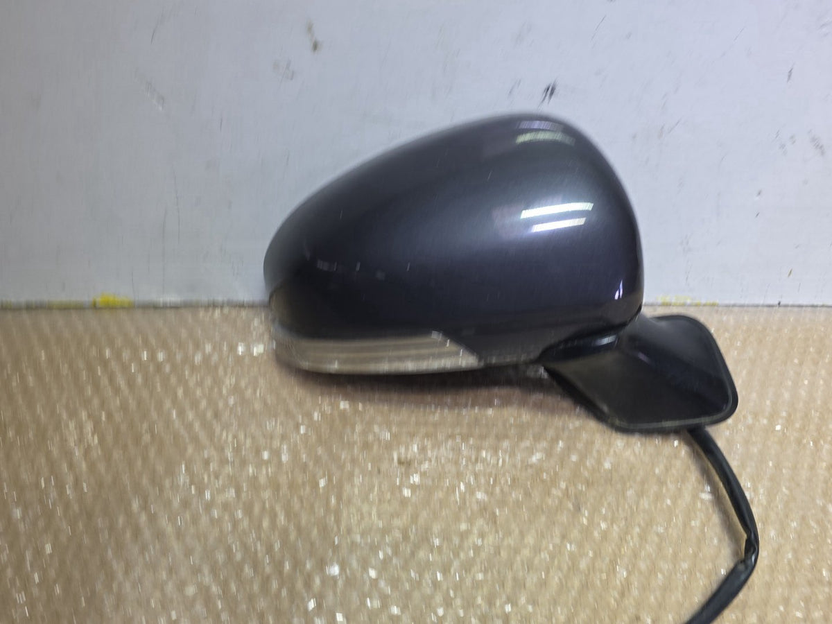 2009 Used Toyota Prius - Right Door Mirror PN: 7 wires