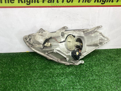 2006 Used Toyota Caldina - Right Headlight PN: 8113021140