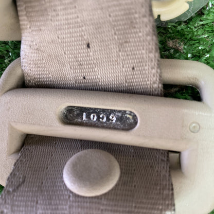 2006 Toyota Estima - Left Rear Centre Seat Belt PN: See photos
