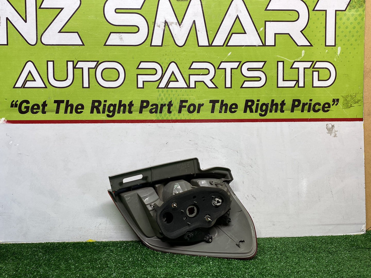 2007 Used Toyota Ractis - Left Taillight PN: 52159