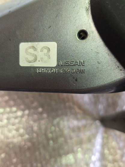 2006 Nissan Note- Right Door Mirror PN: 5 wires