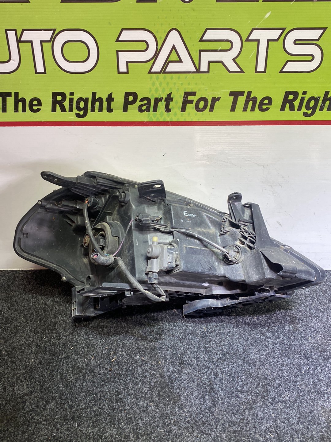 2007 Nissan Tiida - Left Headlight PN: STANLEY P4278L