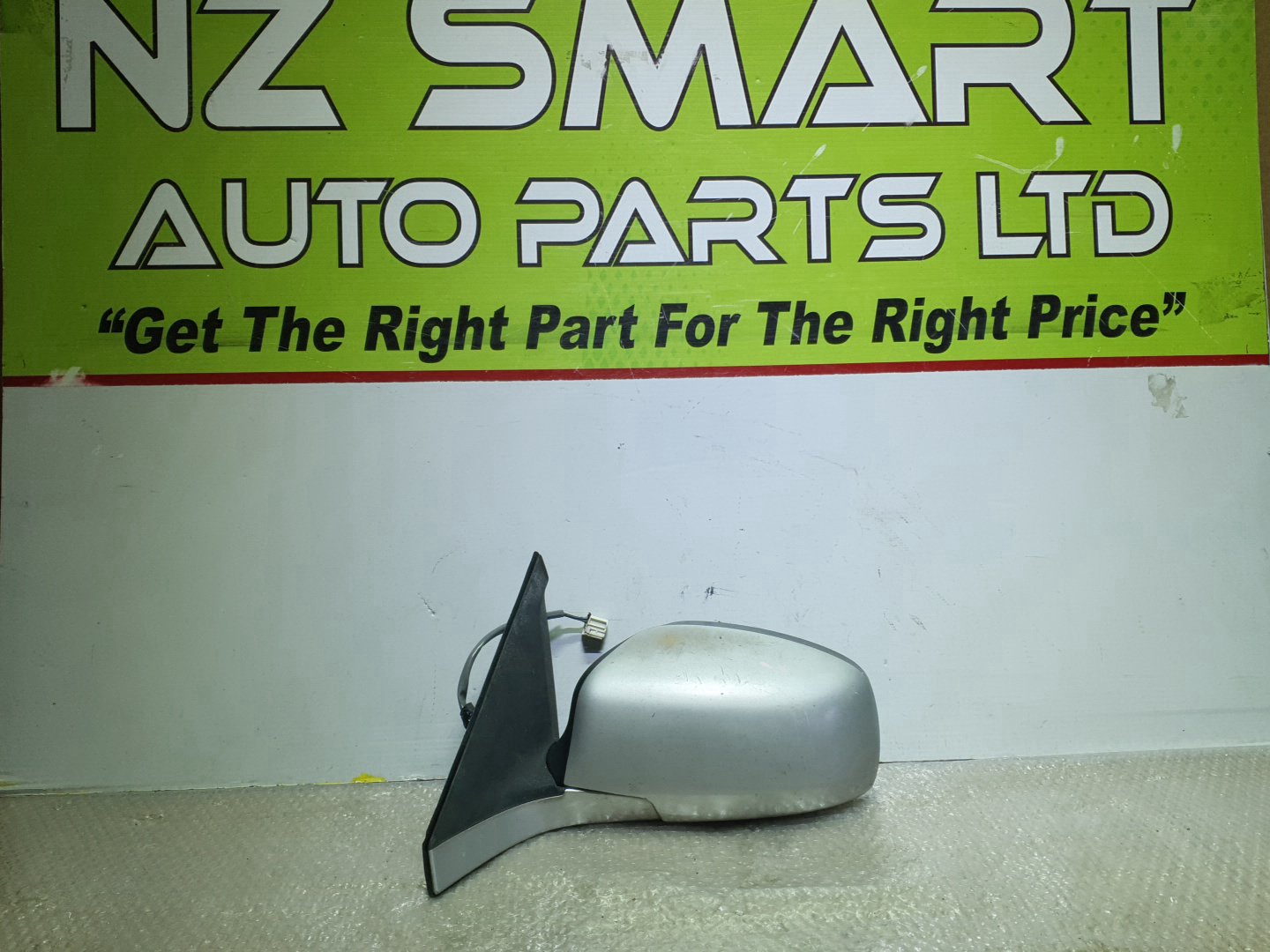 2005 Suzuki Swift- Left Door Mirror PN: 5 wires