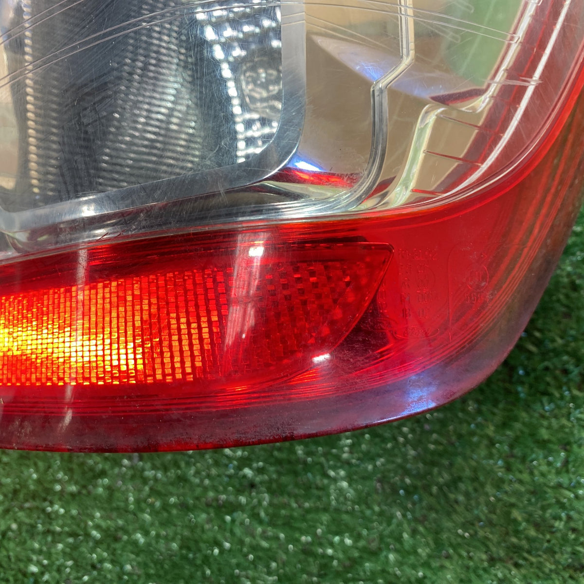 2011 Ford Ranger - Left Taillight PN: DB3Z13405E, EB3Z13405H