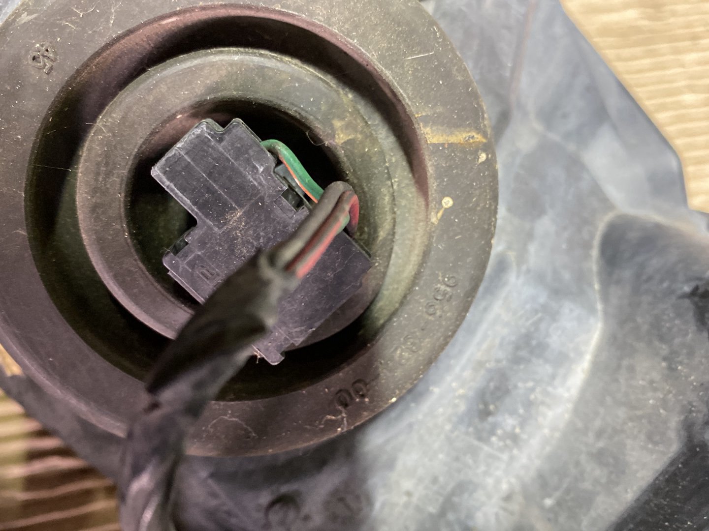 2002 Ford Falcon- Left Headlight PN: see photos