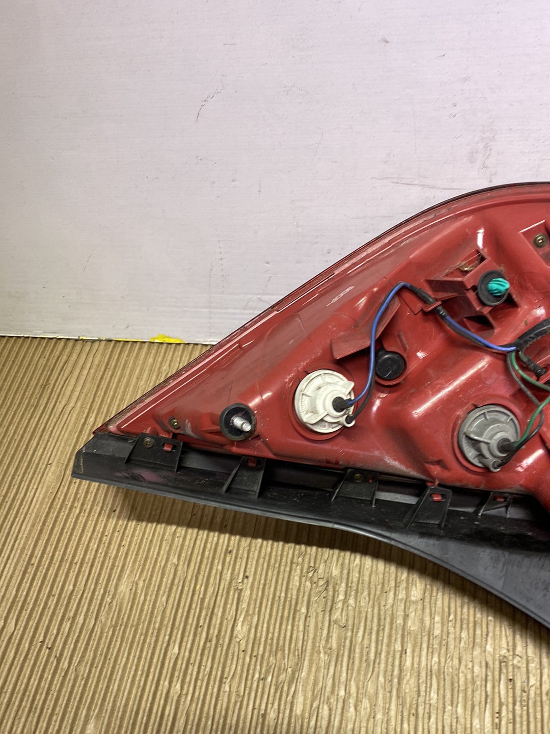2007 Nissan Tiida- Right Taillight PN: see photos