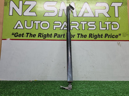 1990 Used Toyota Corolla RZH102-8000415 - Left Tailgate Strut PN: