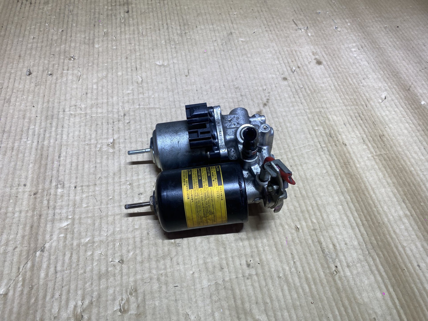 2015 Toyota Prius ZVW30 - ABS Pump