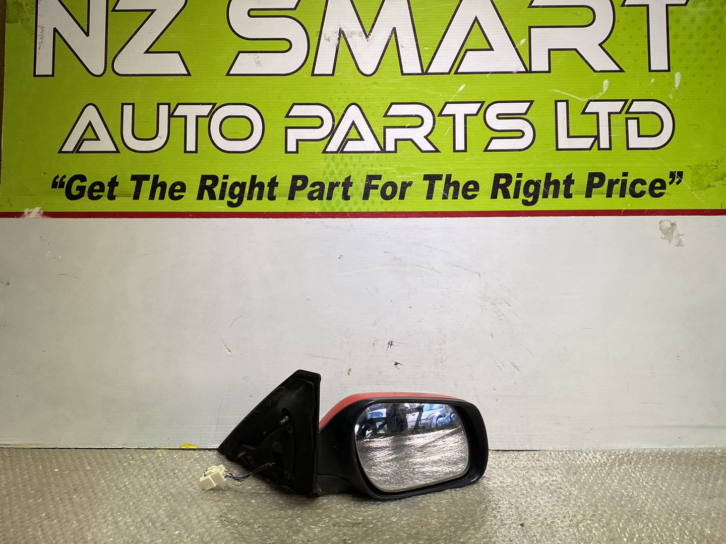 2005 Mazda Axela- Right Door Mirror PN: 5 wires