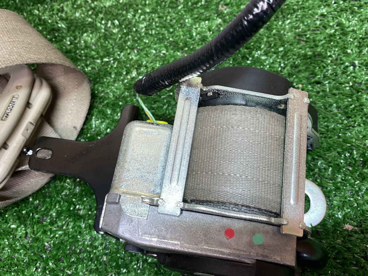 2012 Nissan Leaf - Right Front Seat Belt PN: 618538000B