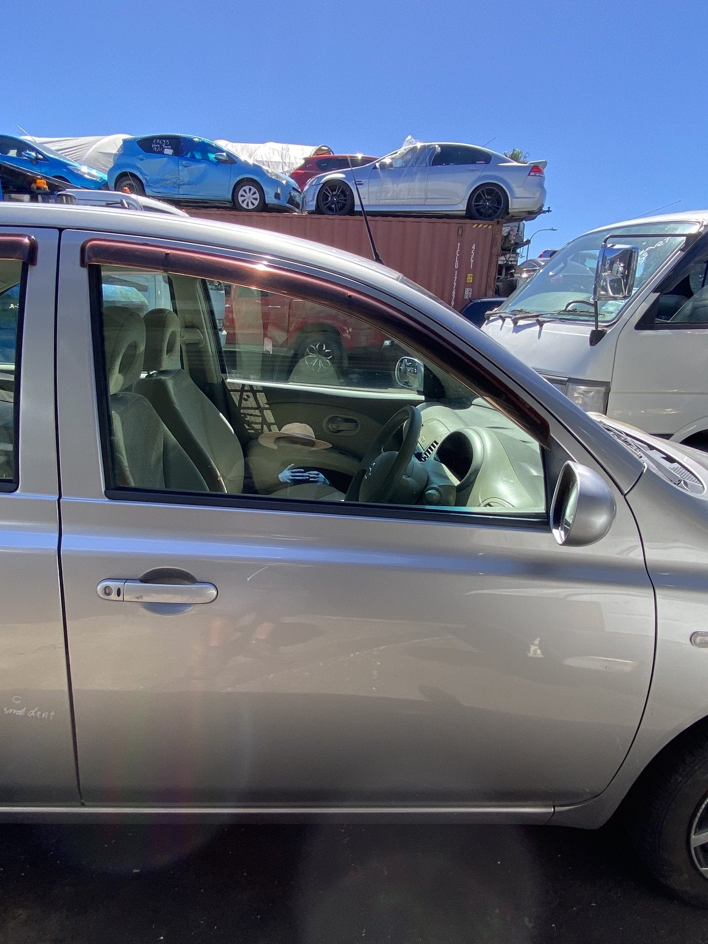 2006 Nissan March AK12  Dismantling For Parts