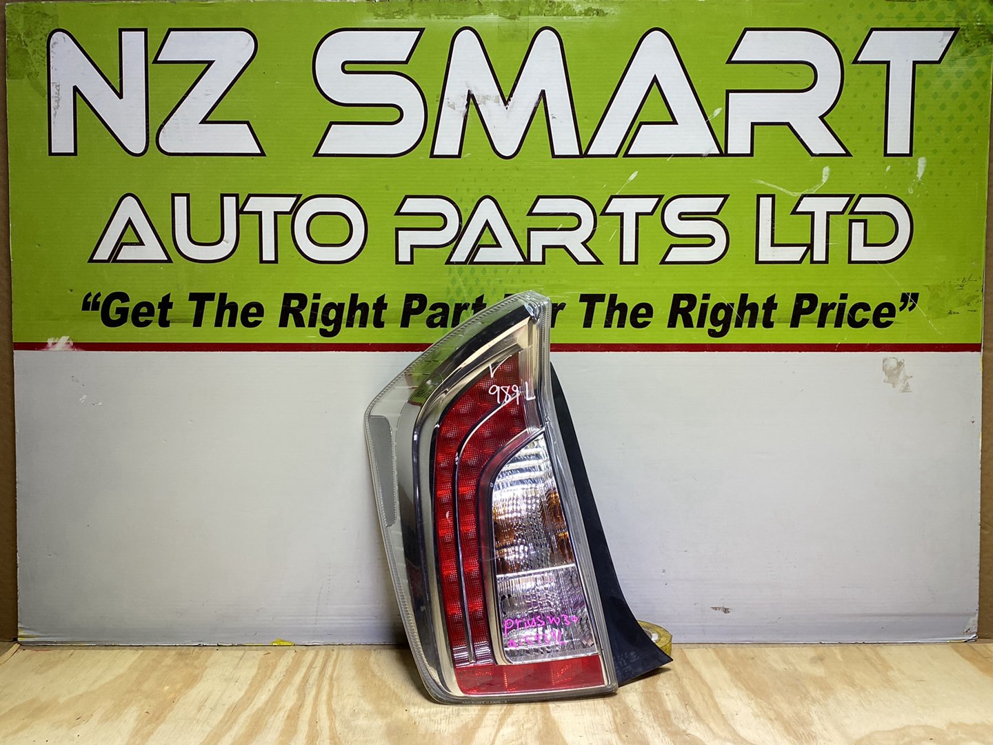 2015 Toyota Prius ZVW30 - Left Taillight PN: STANLEY 47-55