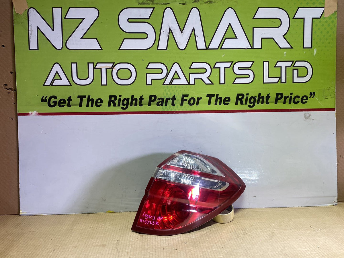 2006-2007 Subaru Legacy IV BP BP5 - Right Taillight LENS: Koito 220-20952/PN: 84201AG322