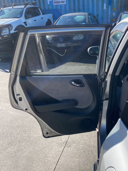 2005 Honda Fit GD1  Dismantling For Parts