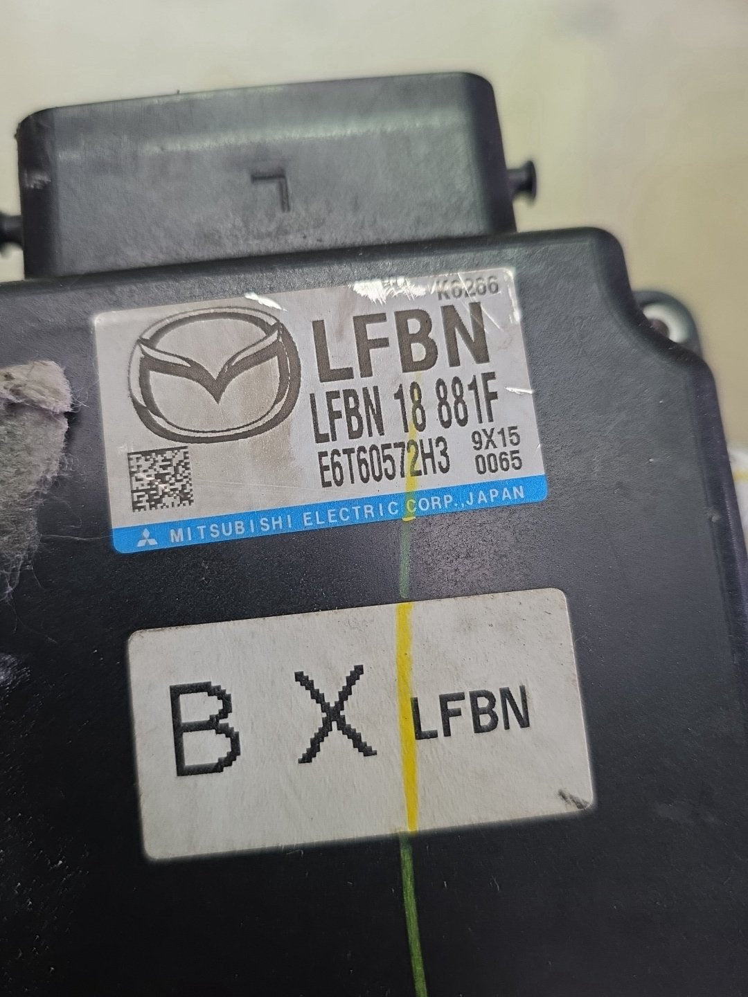 2009 Mazda Axela BLEFW- Engine ECU PN: LFBN18881F