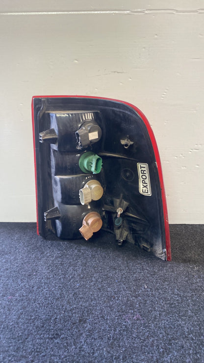 2004 Ford Explorer - Left Taillight PN: no numbers
