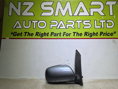 2004 Used Toyota Wish- Right Door Mirror PN: 5 wires