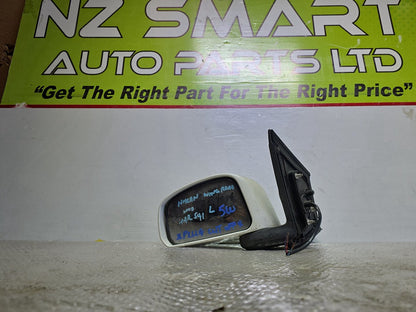2008 Nissan Wingroad- Left Door Mirror PN: 5 wires