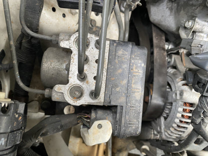 2007 Toyota Voxy AZR60- Dismantling For Parts
