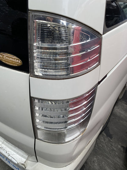 2007 Toyota Voxy AZR60- Dismantling For Parts