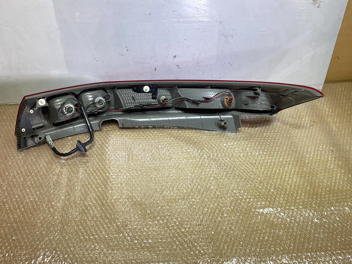 2006 Honda Stream - Right Taillight PN: