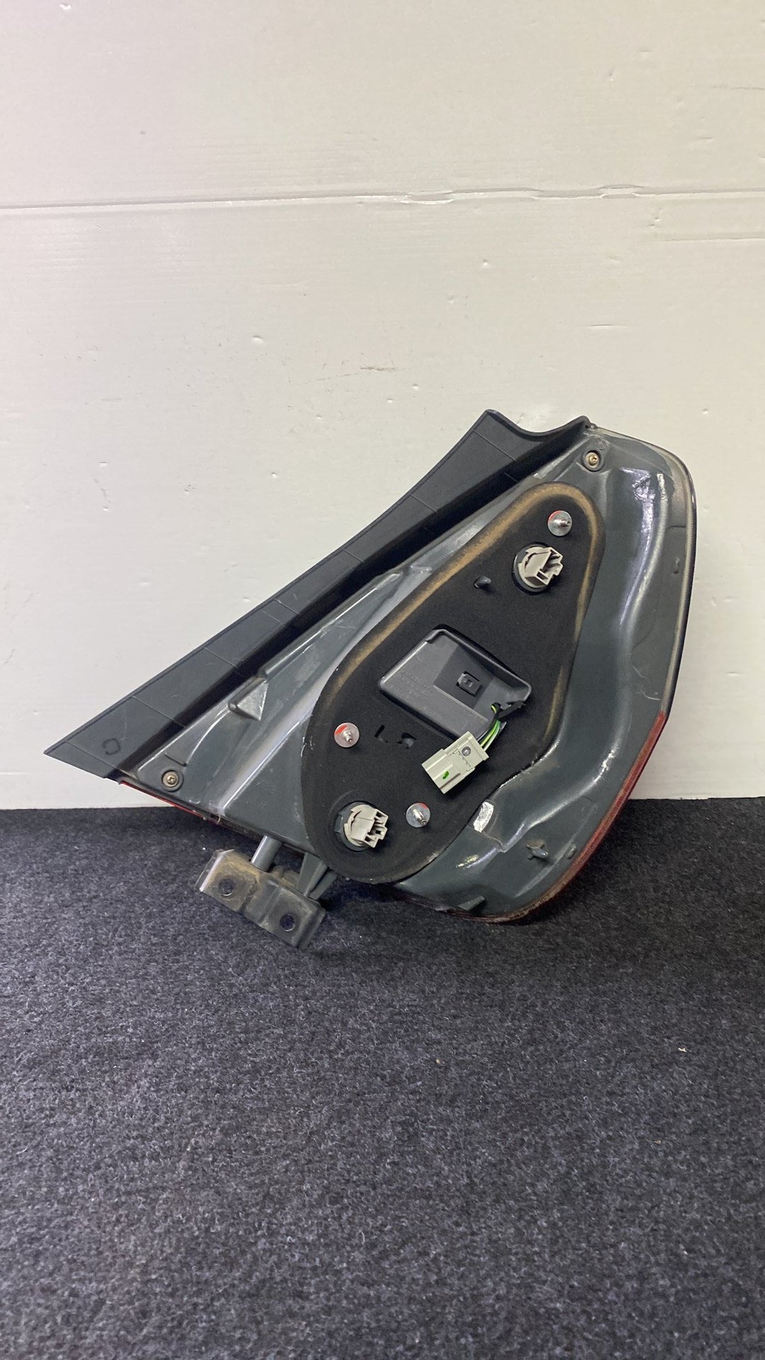 2006 Honda Fit - Left Taillight PN: 4995