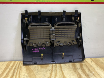 2005 Nissan Tiida JC11 - Dash Vent