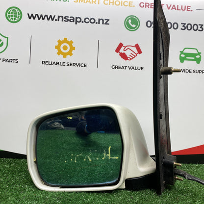 2005 Toyota Alphard - Left Door Mirror PN: 5 Wires