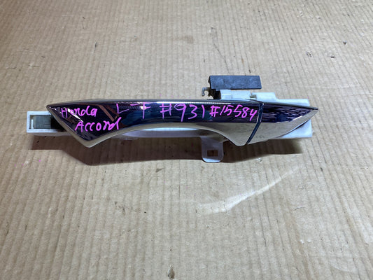 2008 Honda Accord - Left Front Exterior Door Handle