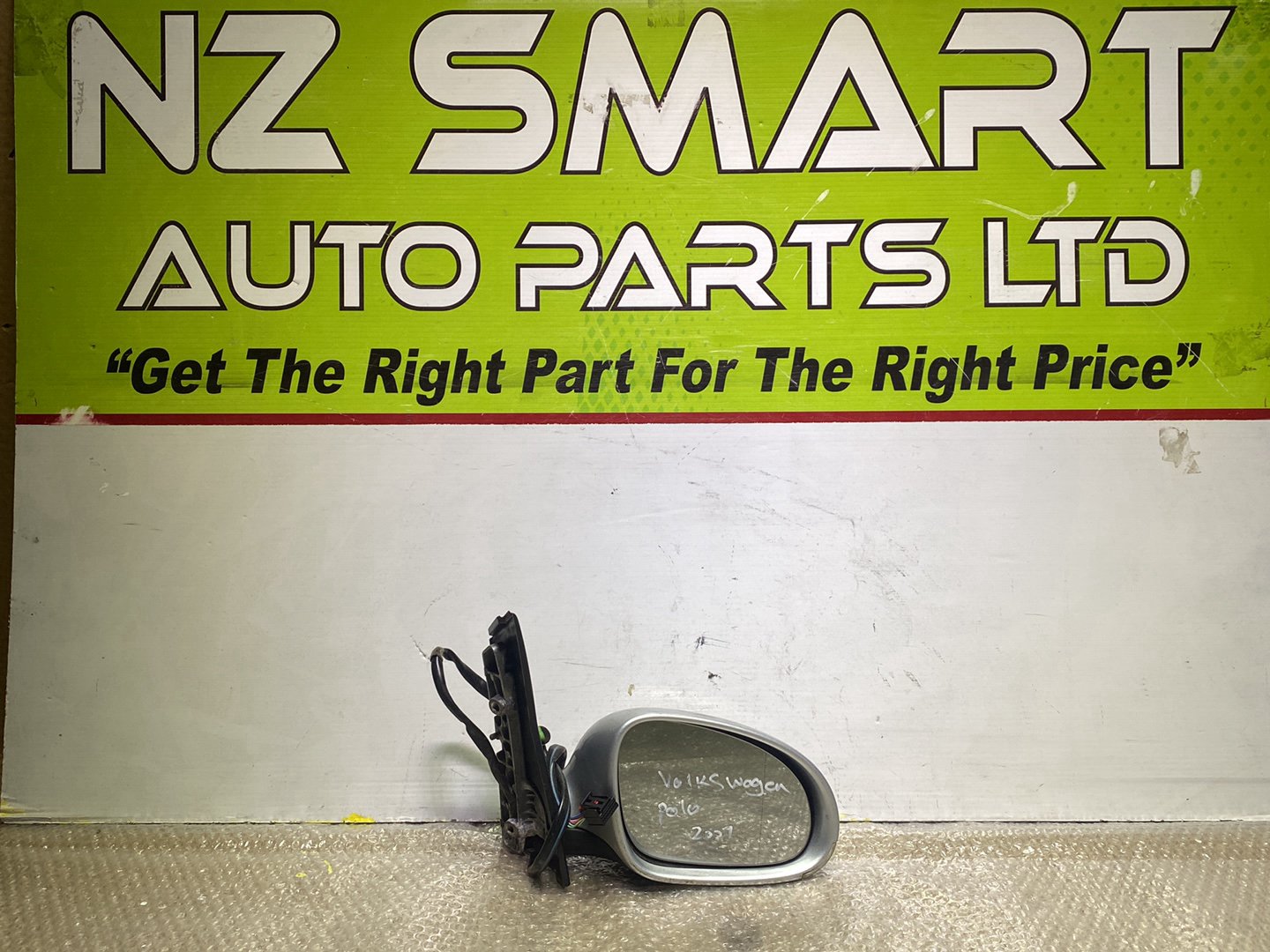 2008 Volkswagen Polo- Right Door Mirror PN: 8 wires