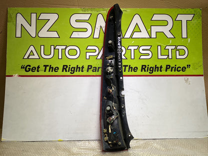 2001 Mitsubishi Lancer- Right Taillight PN: 220-87508