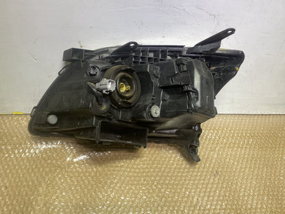 2005 Used Toyota Avensis - Right Headlight PN: See photos