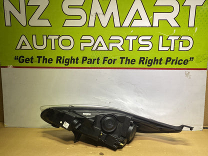 2014 Ford Fiesta- Right Headlight PN: