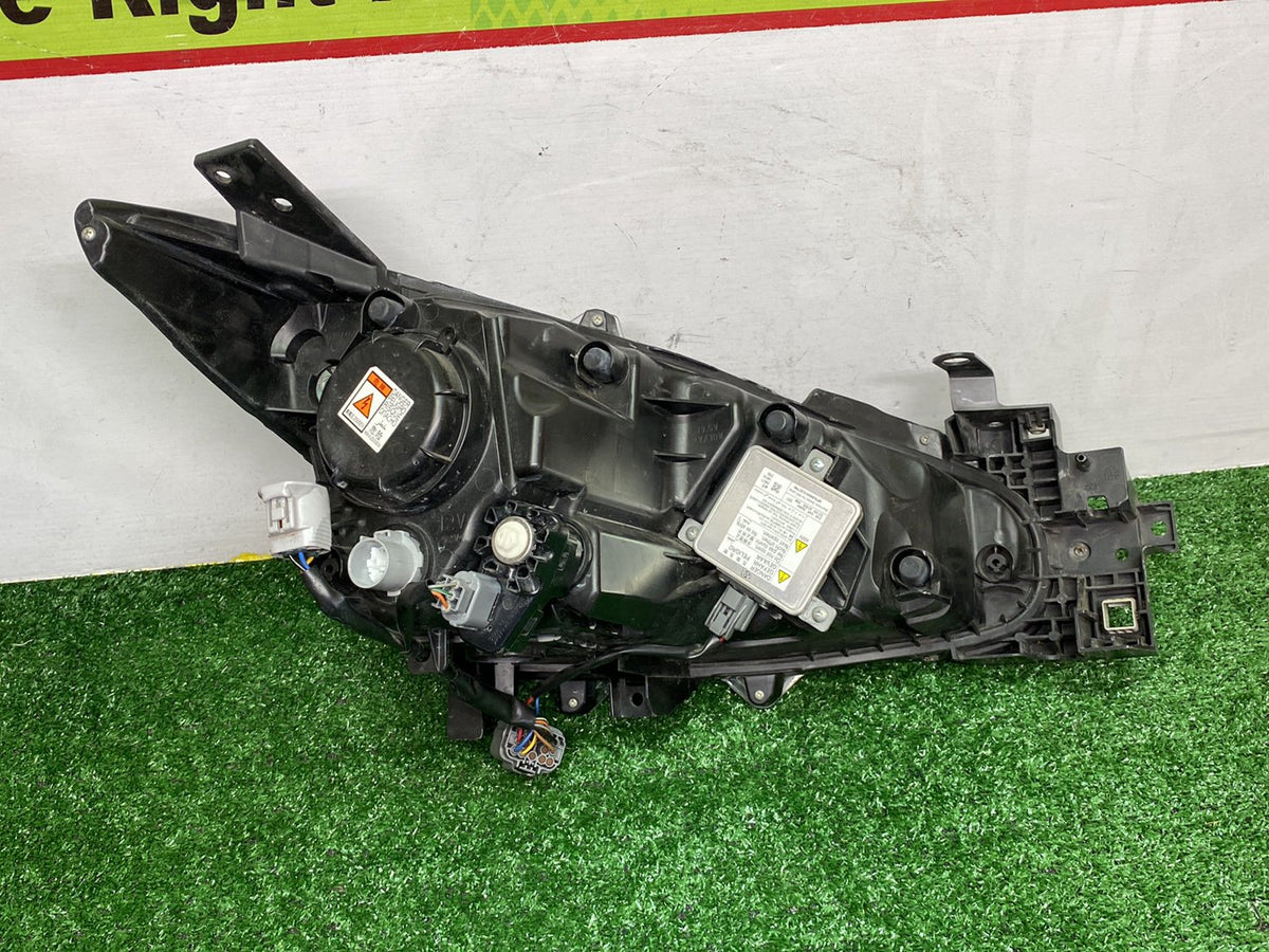 2014 Mazda Axela - Left Headlight Auto Adjust/ Hid Type/ W1469 L