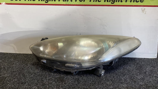 2010 Mazda Demio - Right Headlight PN: STANLEY W0128