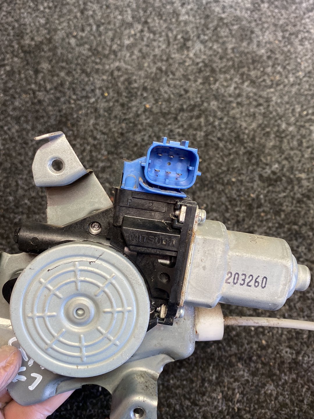 2012 Nissan Leaf - Right Front Window Regulator/Motor