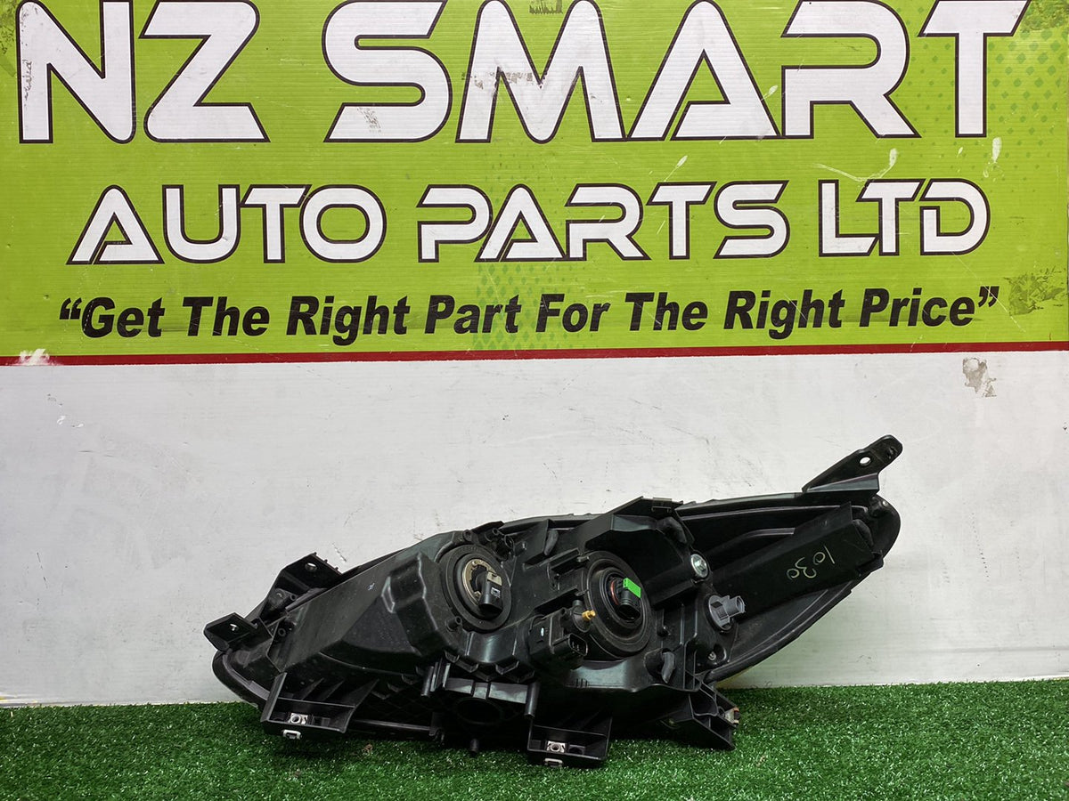 2012 Mazda Premacy CWEFW - Right Headlight PN: See photos