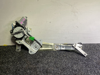 2007 Subaru Forester SG5 - Right Rear Window Regulator/Motor