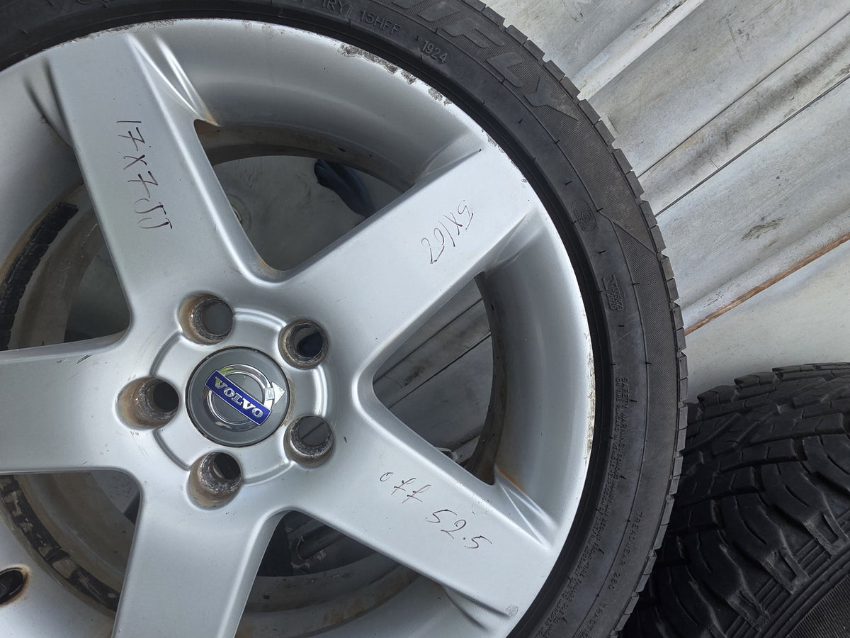 Volvo - Mag Wheel Set PN: Stud Pattern 5X108/ Wheel Size 17x7JJ/ Offset 52.5