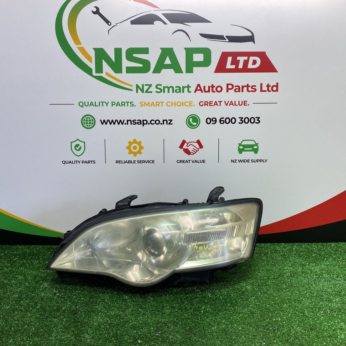 2005 Subaru Legacy BPE - Left Headlight PN: KOITO 100-20792