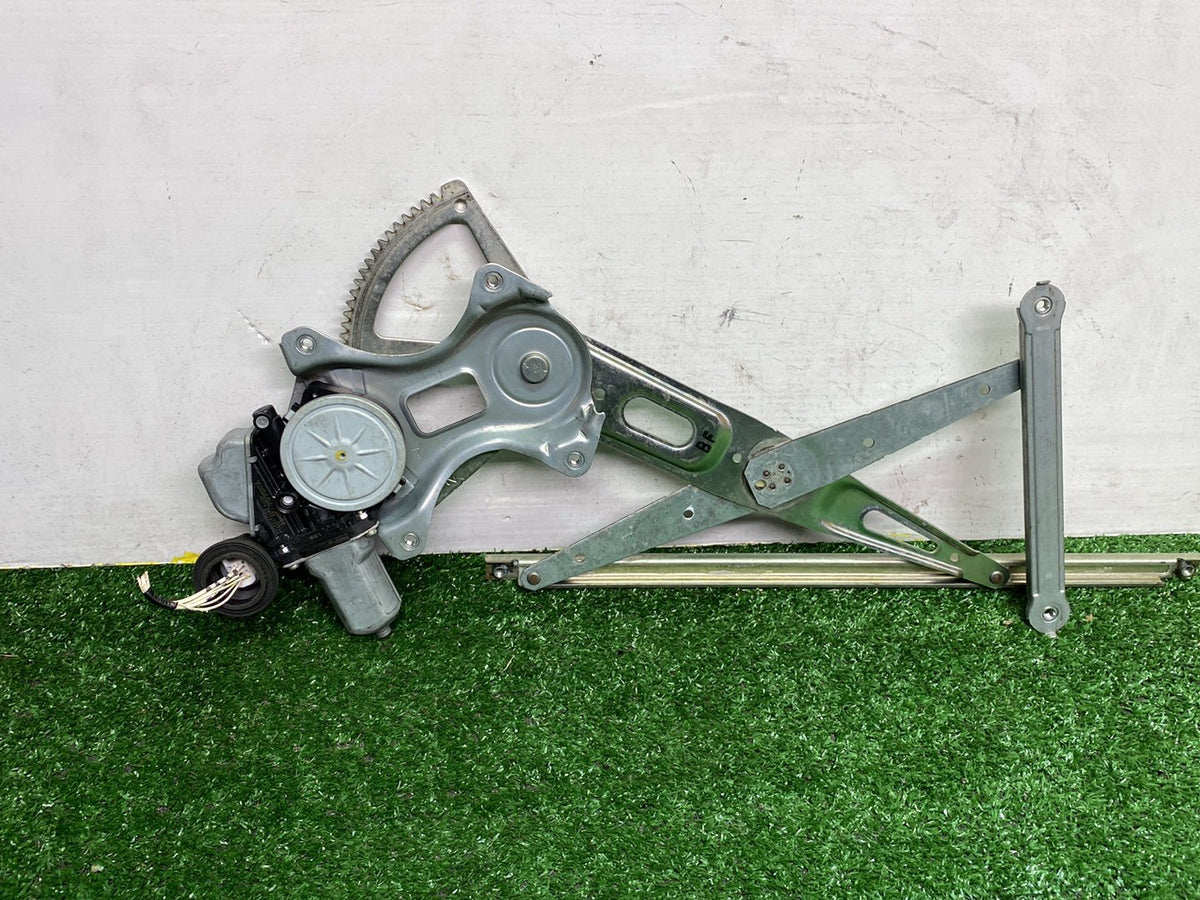 2012 Toyota Prius - Left Front Window Regulator/Motor PN: 8572047100