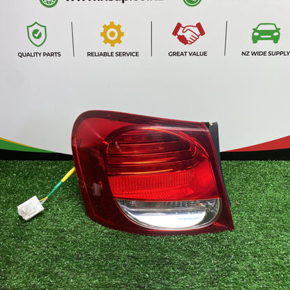 2006 Used Lexus GS450h - Left Taillight LENS: KOITO 30-325/ PN: 81561-30A30