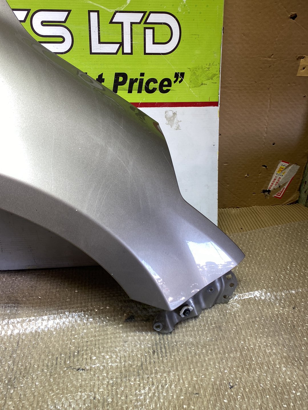 2007 Mazda MPV- Right Front Guard PN: see photos