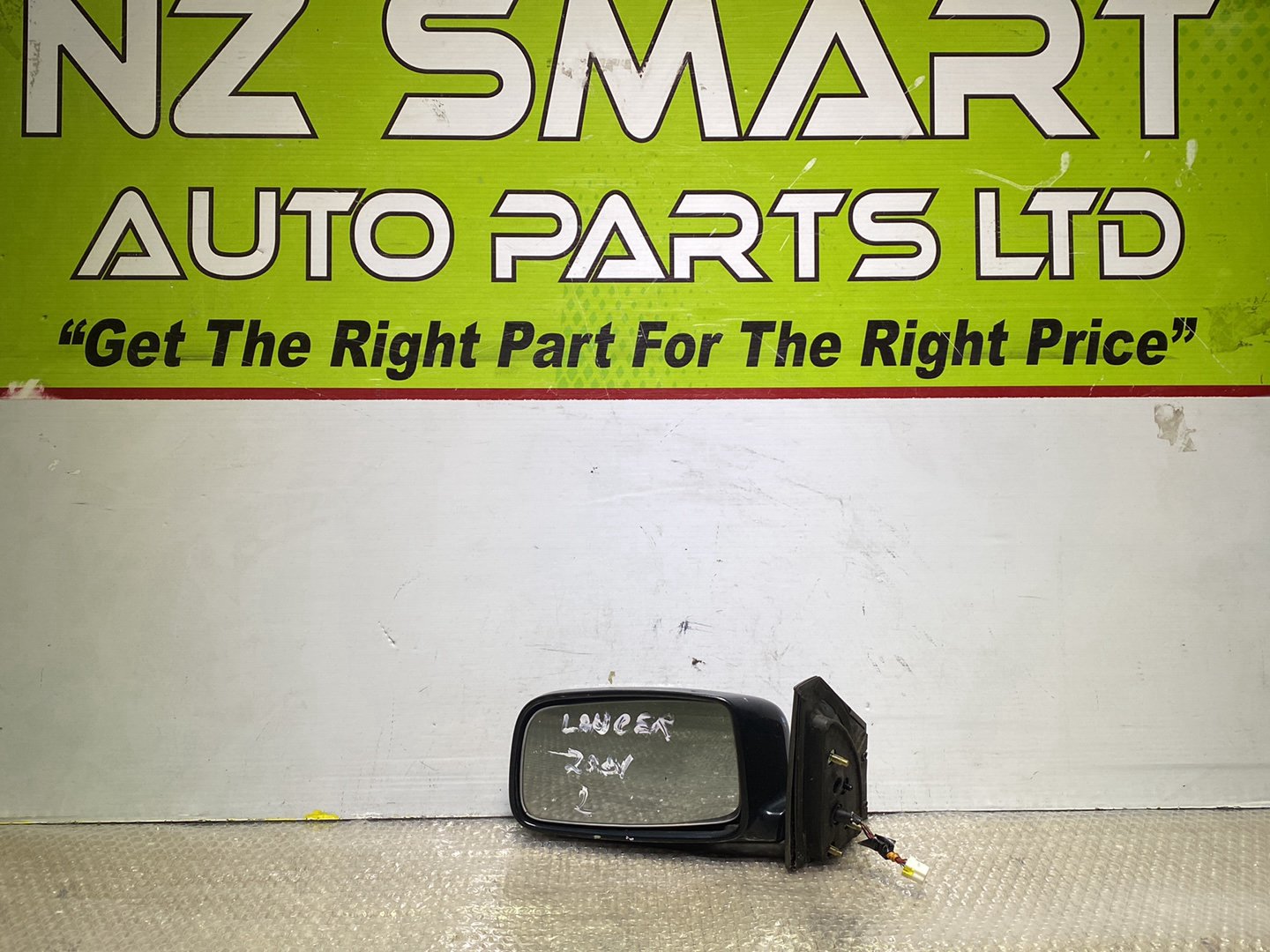 2001 Mitsubishi Lancer- Left Door Mirror PN: 5 wires