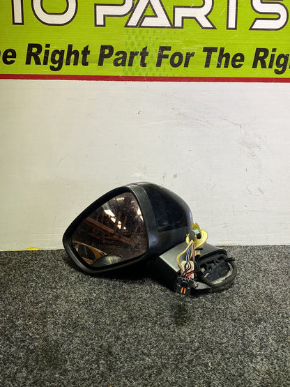 2012 Citroen C4 - Left Door Mirror PN: 11 wires / 2 plugs